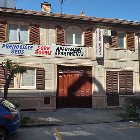 Hostel Corner 021 Νόβι Σαντ Εξωτερικό φωτογραφία