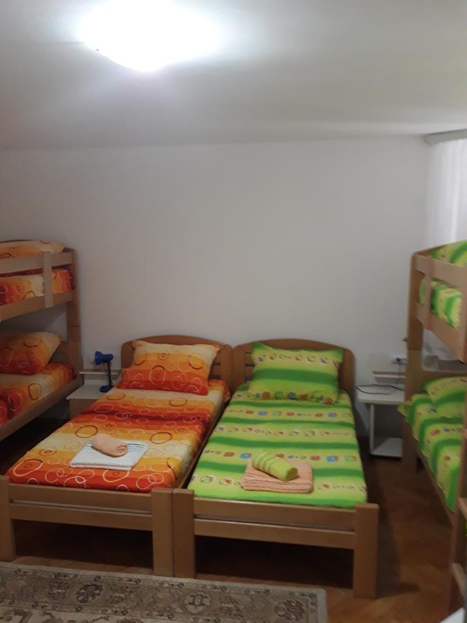 Hostel Corner 021 Νόβι Σαντ Εξωτερικό φωτογραφία