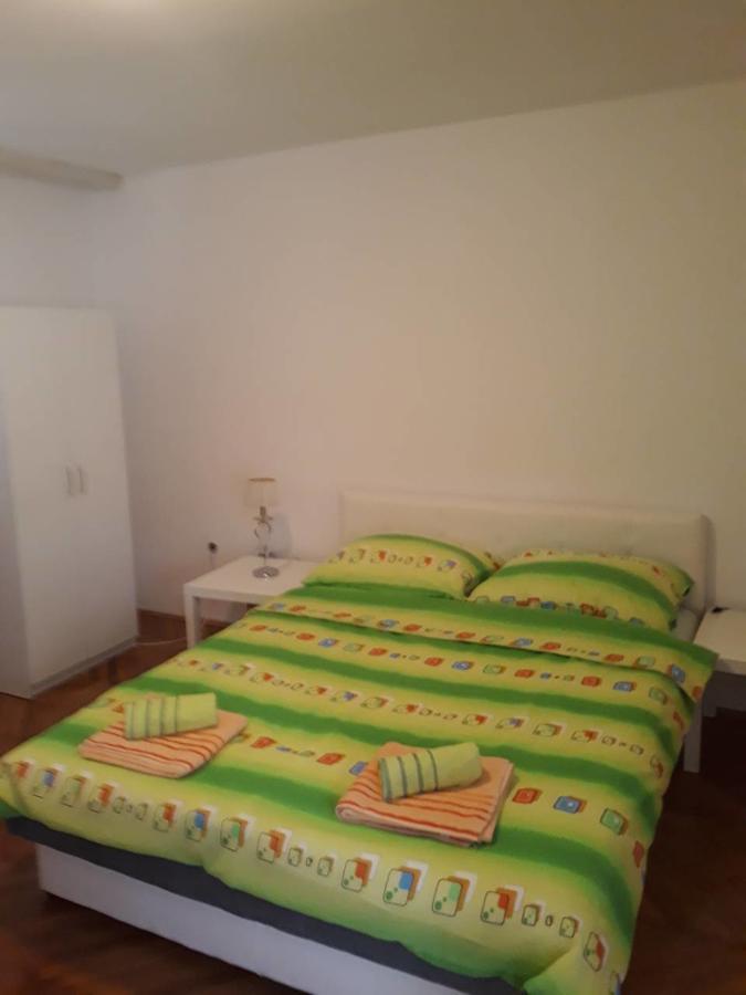 Hostel Corner 021 Νόβι Σαντ Εξωτερικό φωτογραφία