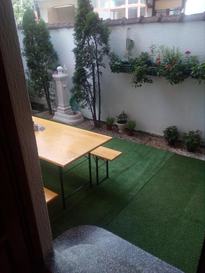 Hostel Corner 021 Νόβι Σαντ Εξωτερικό φωτογραφία