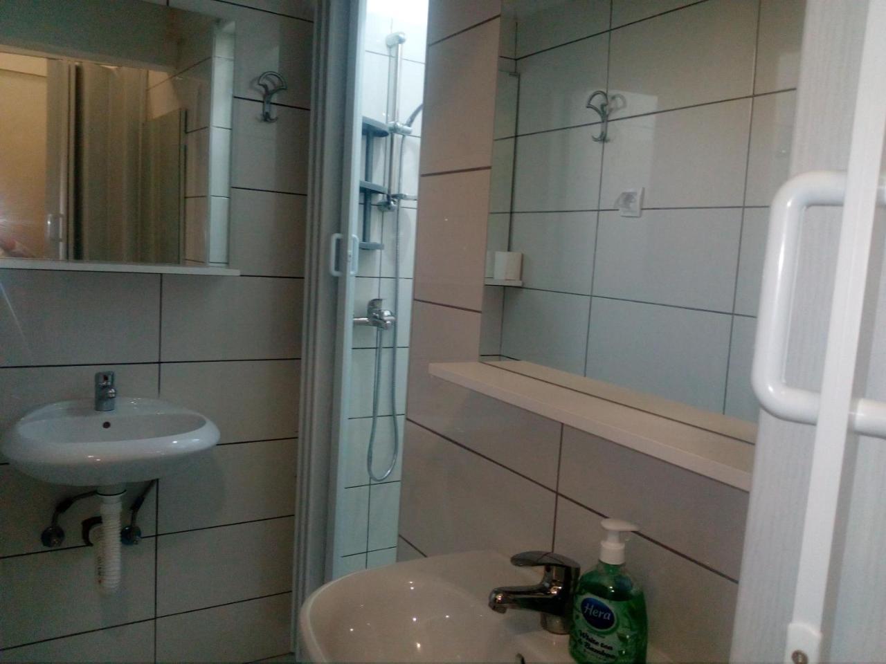 Hostel Corner 021 Νόβι Σαντ Εξωτερικό φωτογραφία