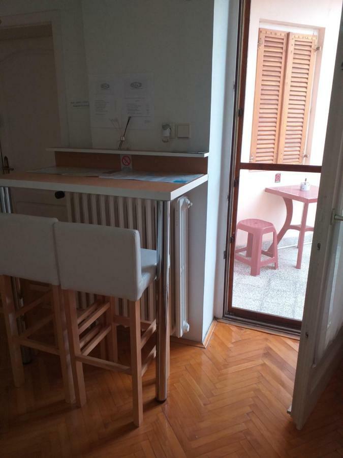 Hostel Corner 021 Νόβι Σαντ Εξωτερικό φωτογραφία